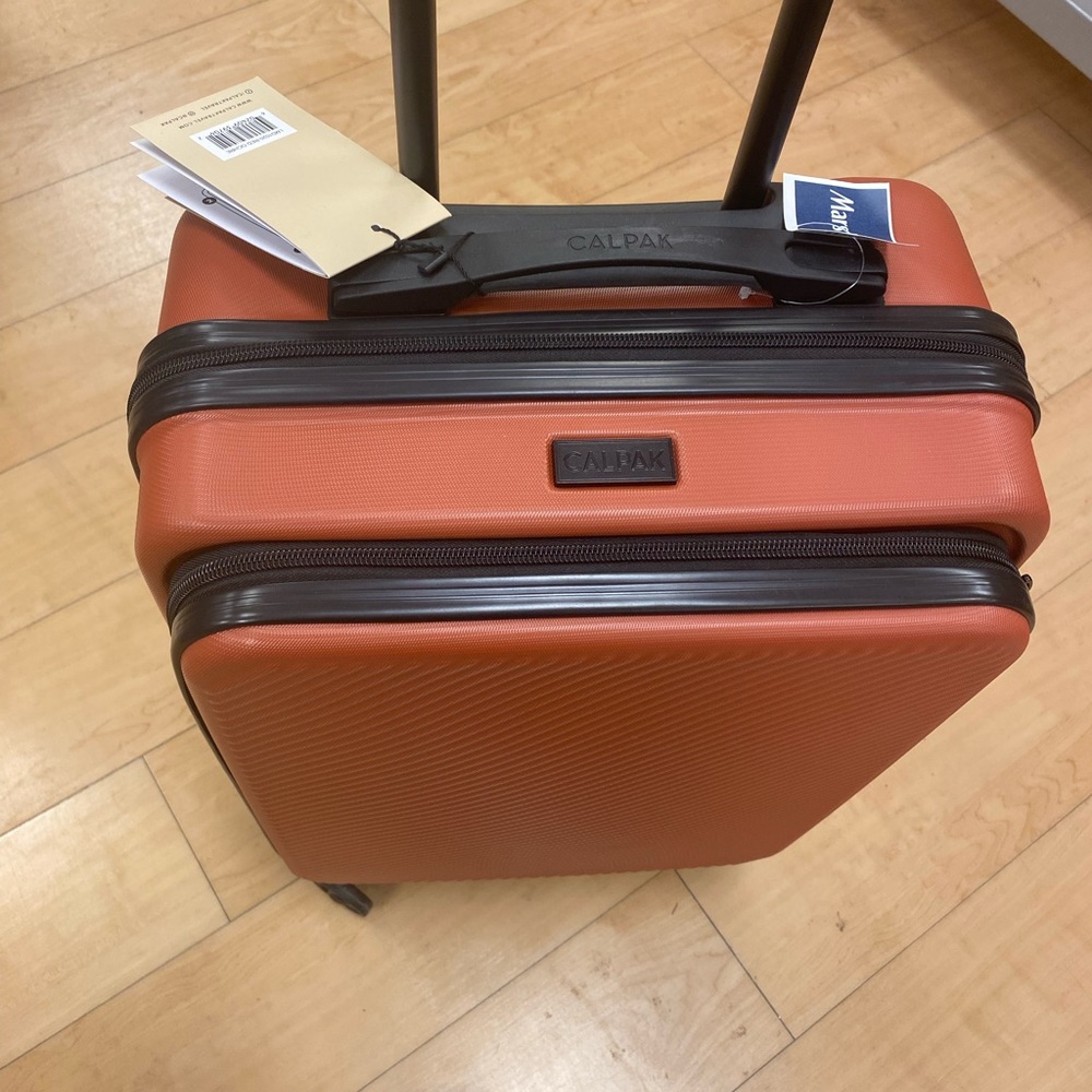 CalPak carry on